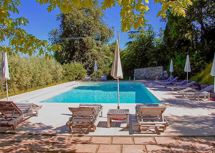 2 Bedroom Stunning In Apartamento *